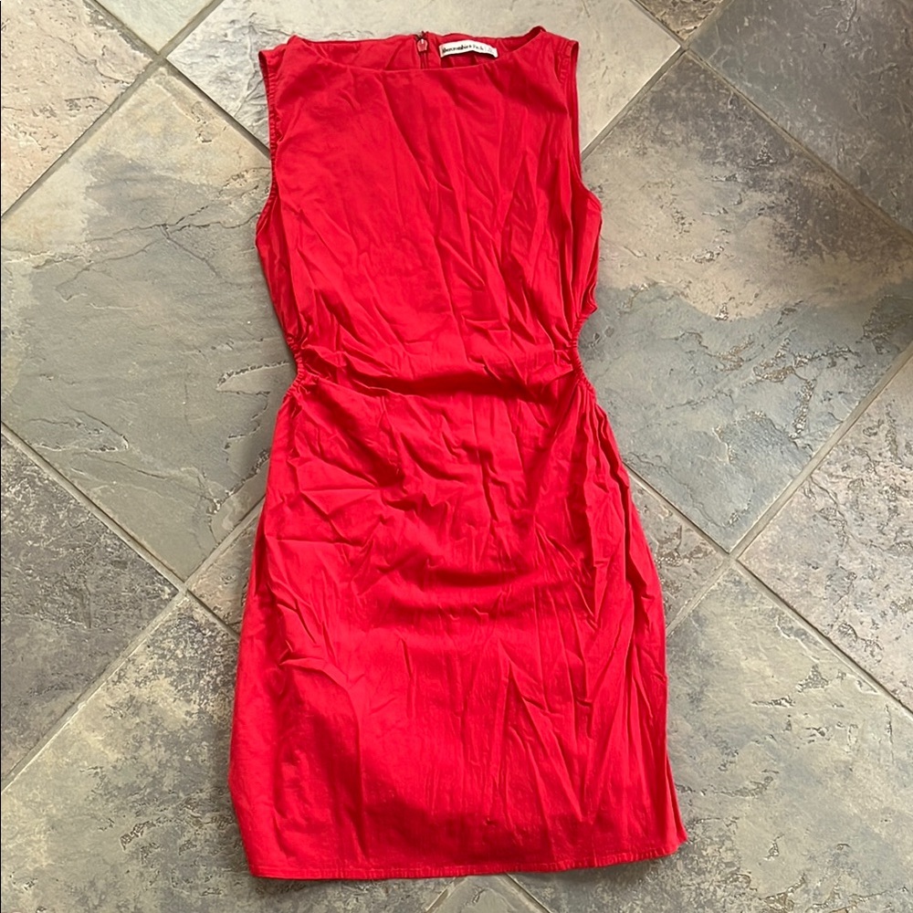 Elegant Red Sleeveless Dress